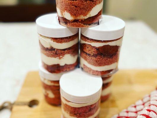 Strawberry shortcake cake jars