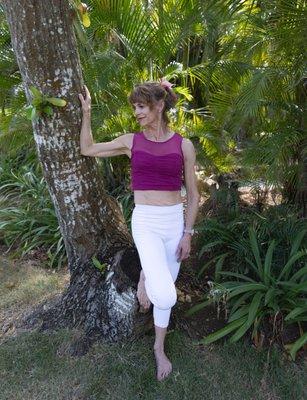 Do you love your yoga practice, but find it hard to maintain as you travel?  Travel WITH me virtually.