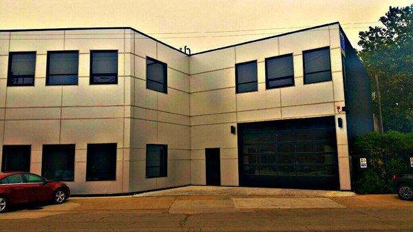 Euro Collision beautiful project completed by the team  1630 N Kingsbury Chicago, IL 60614 b/t Willow St & North Ave  DePaul