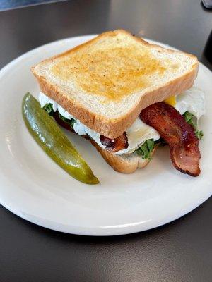 Ask for the egg bomb BLT on toast instead of bun -- YUM !!