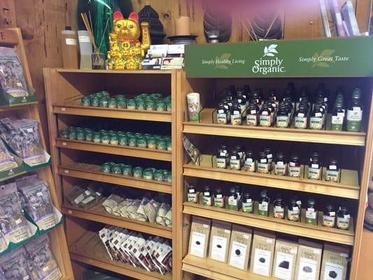 Simply Organic spices, extracts and flavorings for the natural cook!