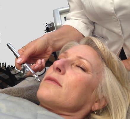 Oxygen Infusion Facial -  penetrating the products deeper into the skin