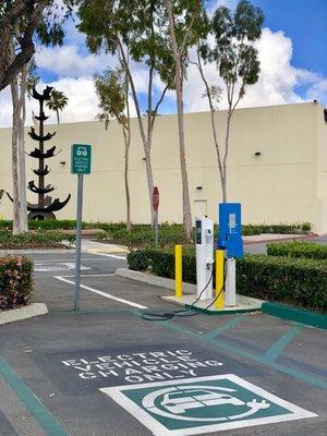 EVgo electric vehicle charging station (EVSE)