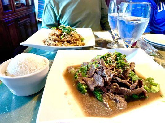 Thai Spicy Fried Rice and beef and Garlic Sauce