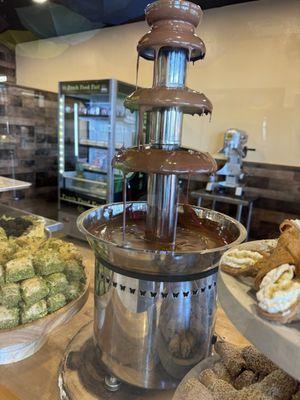 Chocolate fountain