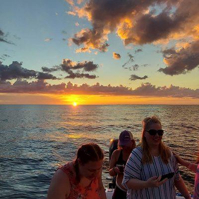 Sunset Cruises with CruiseFishDive