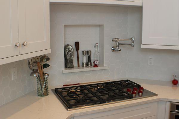 White Painted Shaker Cabinetry