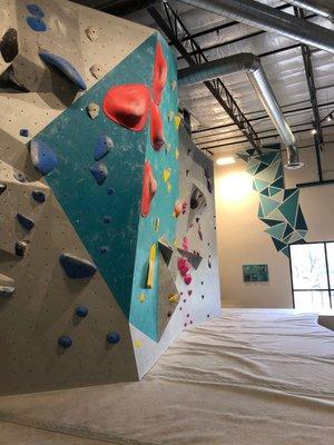 Climbing wall