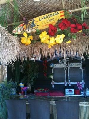 New Tiki Bar on the patio/lanai!!