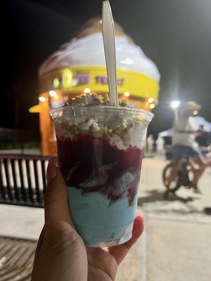 Blue raspberry with strawberry