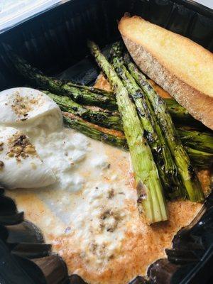 Grilled asparagus and Burrata