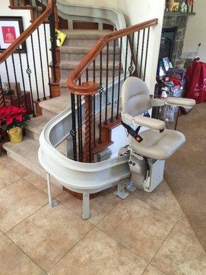 A Custom Curved Stairlift