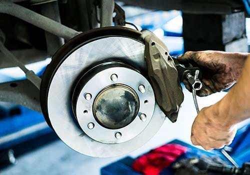 Brakes service and repairs at Macs Automotive Repair in SE Portland. 503-777-4706