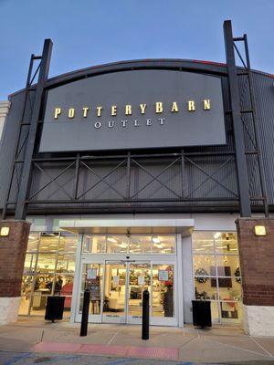 Pottery Barn Outlet