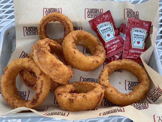 We asked for onion rings for an appetizer even though they weren't listed as such. They are good.