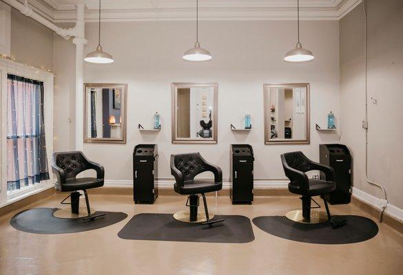 Julianna Salon