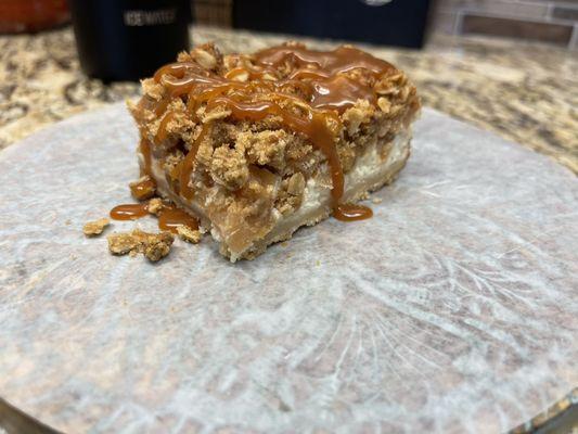 Caramel Apple Cheesecake Bar