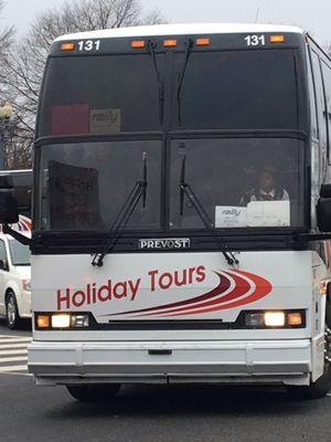 A Rally bus pulling in to the RFK lot ! Thanks Rally for the warm accommodations on this trip. :)