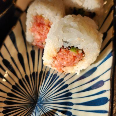 Spicy Tuna Cut Roll.