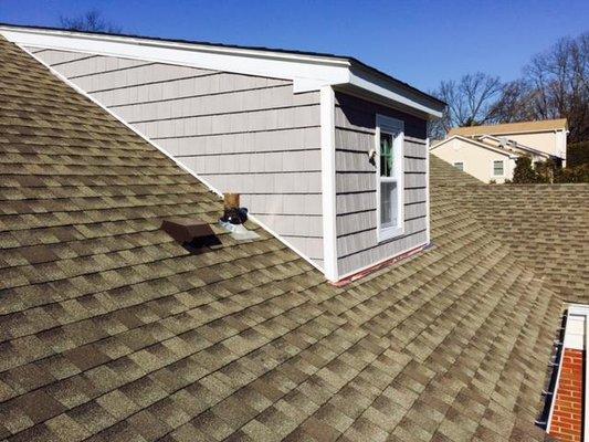 asphalt roofing