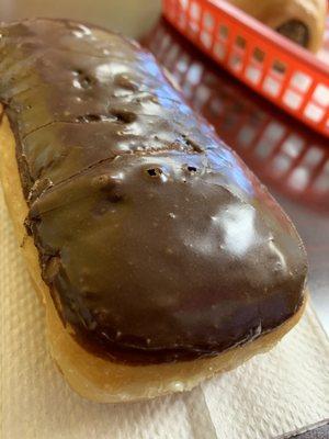 Scrumptious eclair