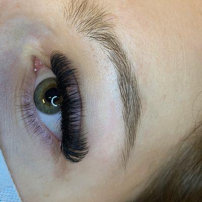 Volume lash extensions