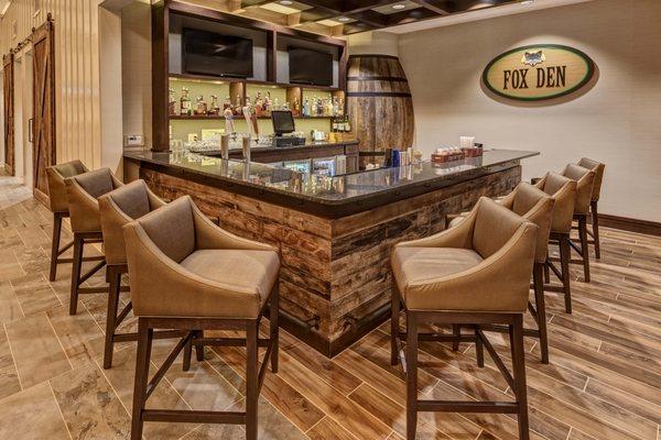 Our Fox Den bar offers cocktails, beer, and wine.