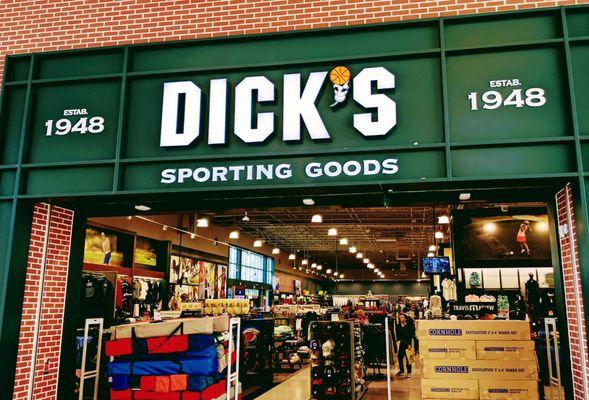 DICK'S Sporting Goods