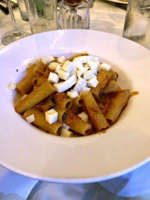 Rigatoni al Quattro Amicci