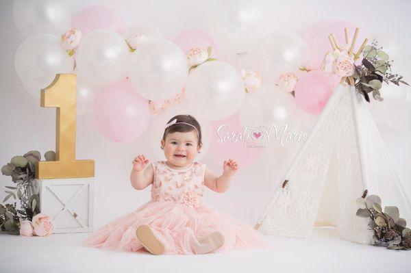 Specialized in 1st birthday shoots