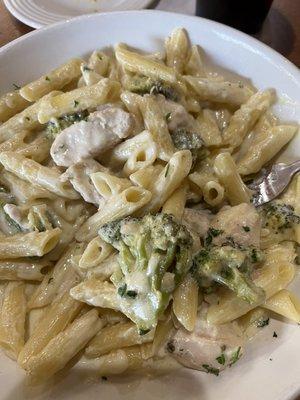 Alfredo with chicken, broccoli, penne