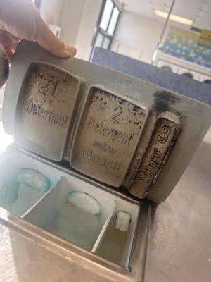 Mold in detergent compartment and soap residue!