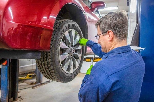 Choose Hometown Garage for your tire services.