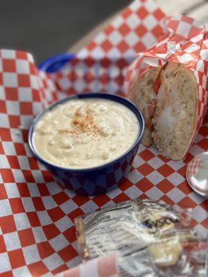 1/2 crab sandwich and clam chowder