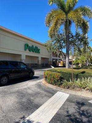 Publix Super Market at Bayside Bridge Plaza