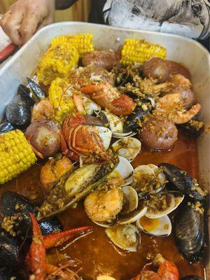 Seafood boil