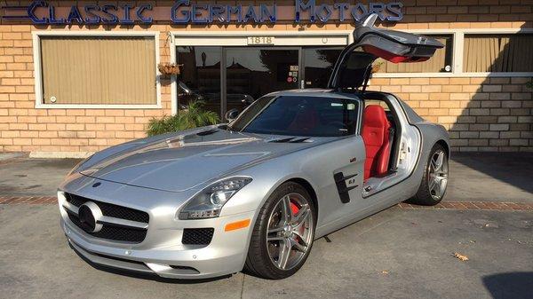 2012 Mercedes-Benz 6.3 SLS AMG