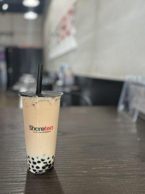 Oolong milk tea with boba