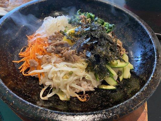 Dolsot bibimbap