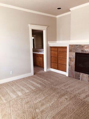 Master bedroom and bathroom carpets so clean! Brilliant!