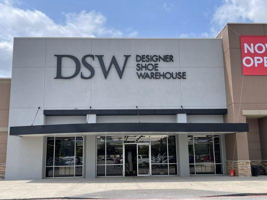 DSW Designer Shoe Warehouse