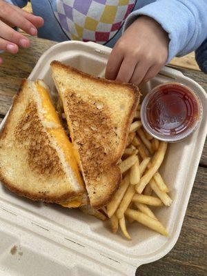 Grilled Cheese & Fries