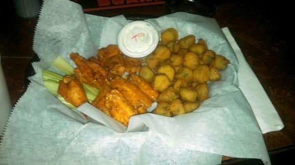 hot wings & fried okra!!