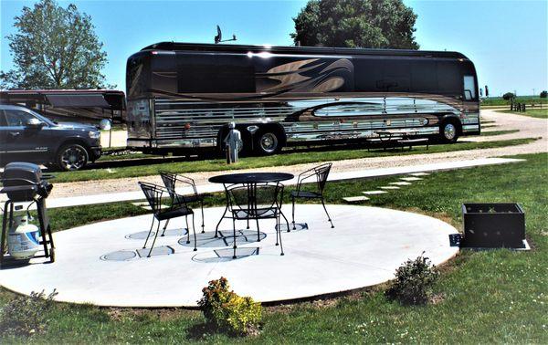 deluxe patio site