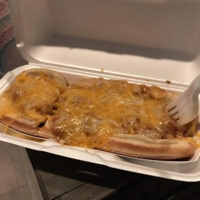 Chili cheese dog