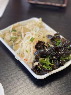 Combination appetizer plate with wood ear, sliced potatoes and bean curd