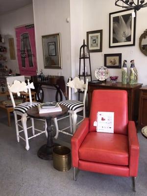 WOW love this red leather chair by DWR.