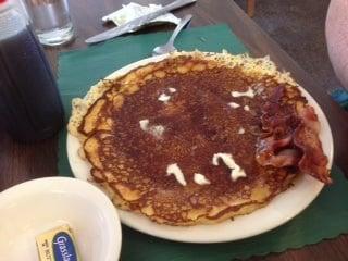 The best home made pecan pancake I 'be ever had!!