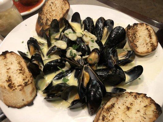 Mussels Gorgonzola!!