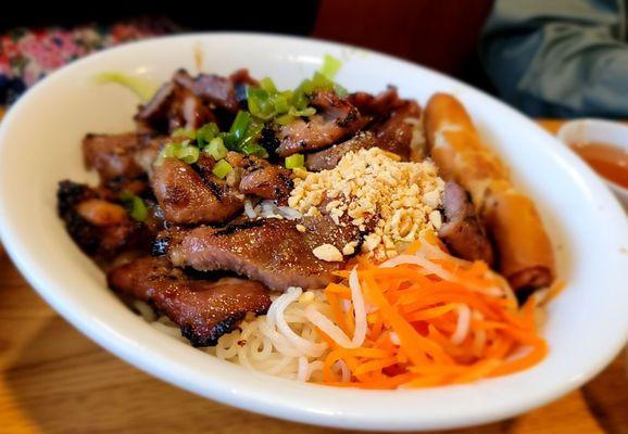 Bun thit nuong (vermicelli with grilled beef, pork, and egg rolls)